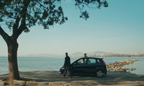 Klavye Delikanlıları- Kerem ve Bayrama Suçüstü