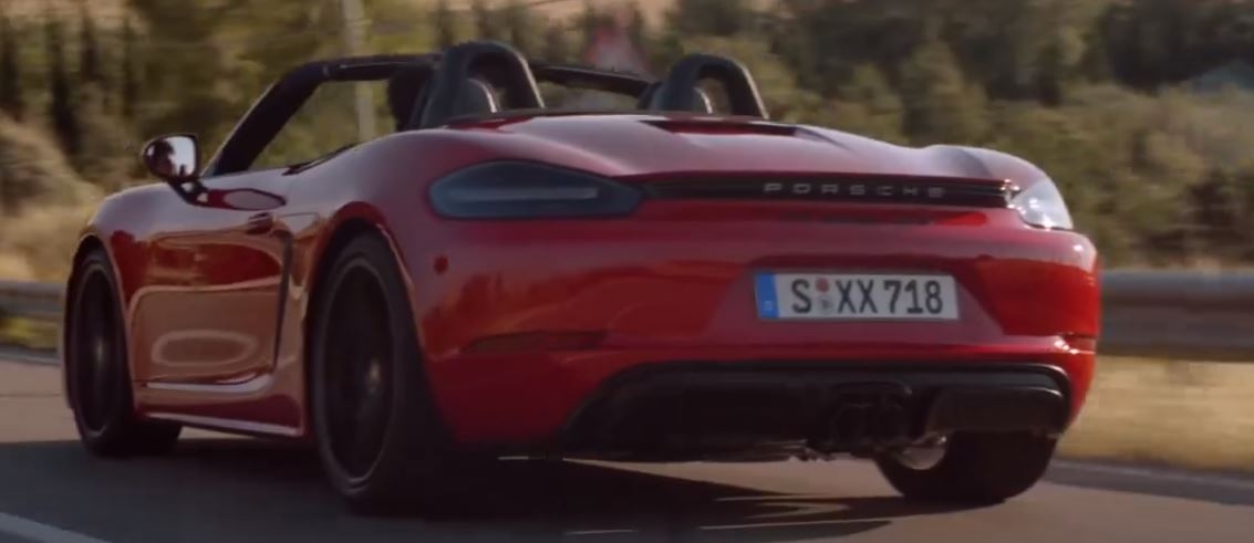 Porsche 718 GTS Yol Tutuşu