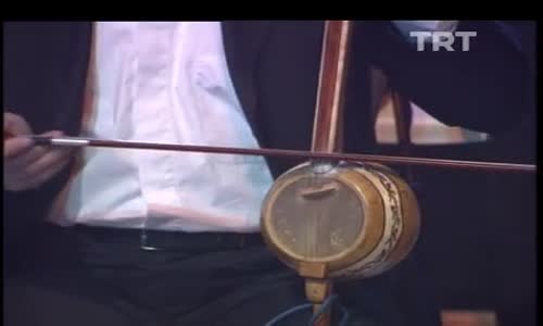 Emel Taşçıoğlu-Şu Uzun Gecenin Gecesi Olsam izle