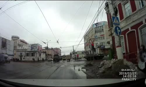 Rusya Caddelerinde Sıradan Bir Gün