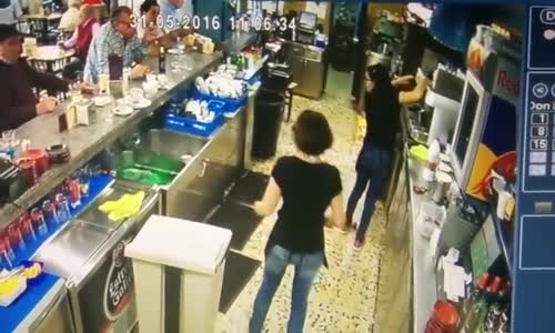 Bardağı Kırılmaktan Kurtaran Ninja Kız