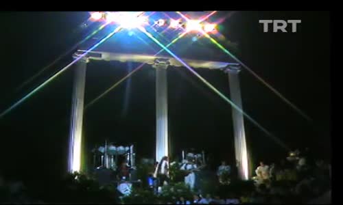 Cem Karaca-Yarım Porsiyon Aydınlık izle