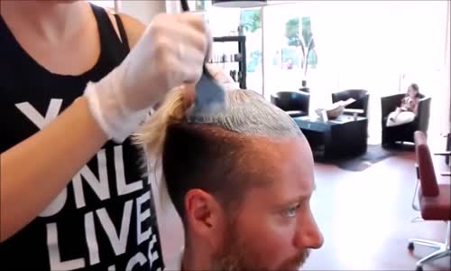 Erkek Saç Kesimi  & Saç Boyama 