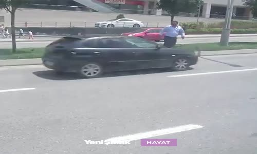 Belediye Şoföründen Alkışlanacak Hareket