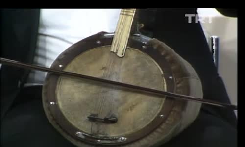 Mediha Şen Sancakoğlu-Değildi Evvel Böyle Tarz-ı Tavrın Bikarar Oldun izle 