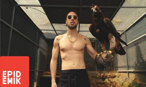 Ben Fero - Mahallemiz Esmer