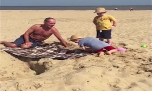 Babalıkta Çıtayı Arşa Çıkaran Muzip Adam