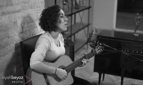 Ela Nur Akbulut - Didou Nana (SiyahBeyaz Akustik)