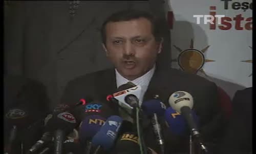 Recep Tayyip Erdoğan'ın 2002 Genel Seçimleri Açıklaması izle