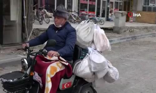 Engelli Aracı İle Her Gün 800 Ekmeği 300 Aileye Ulaştırıyor