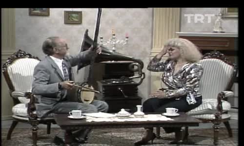 Neşe Karaböcek-Saçların Hayatımın Neşesiyle Örgülü 