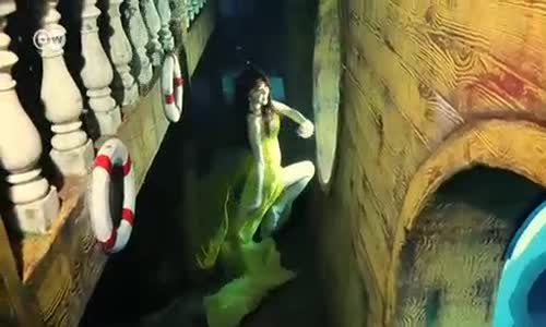 Otelde Gizemli Dalış