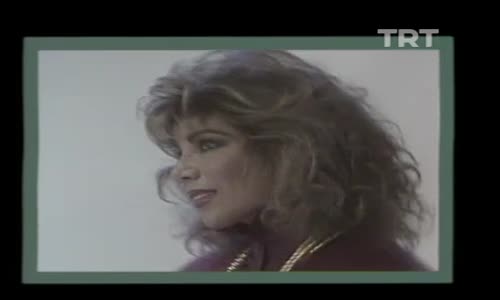 Nil Burak-Gel Gülüm 