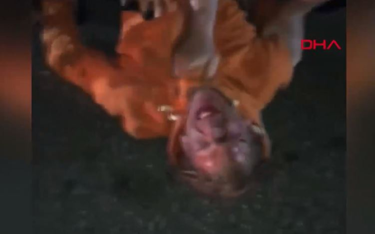 ABD Polisinden Şüpheliye Ölümüne Dayak