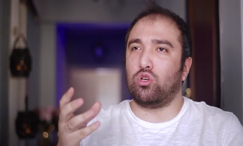 Üst Kattaki Komşu Çocuğu - Kamusal Mizah