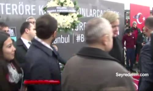 Patlama Yerine Çelenk Bırakan Konsoloslara Tepki