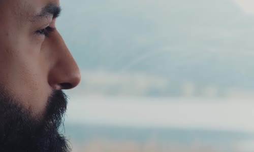 Koray Avcı - Yine Aylardan Kasım (Official Video) 