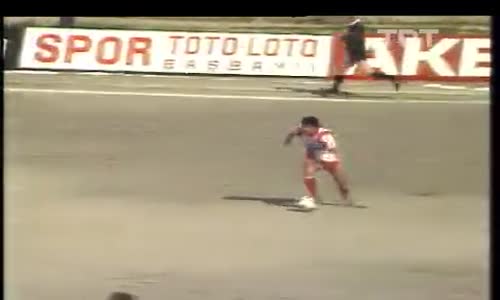 1988-1989 Sezonu Kahramanmaraşspor-Adana Demirspor Maç Özeti İzle