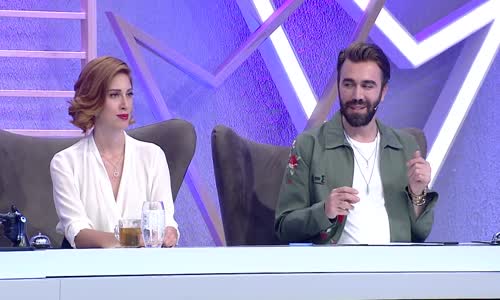 Geldin Gidiyosun Hala Giyinmeyi Öğrenemedin!