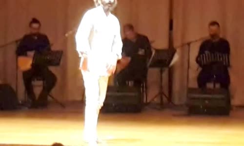 Fırat Tanış Gafil Gezme Şaşkın