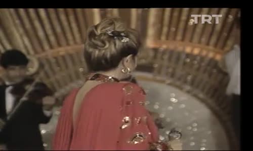 Emel Sayın-Yağdır Mevlam Su izle