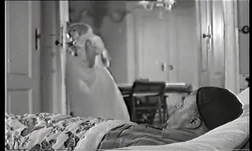 Kapanmaz Bu Uçurumlar Kapanmaz