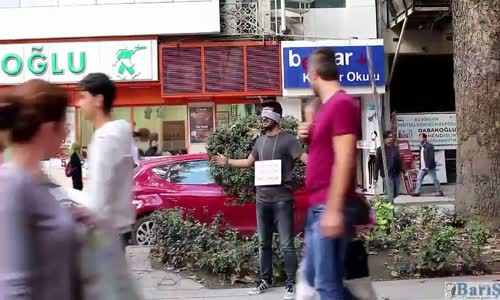 Sarıl Bana-Sosyal Deney