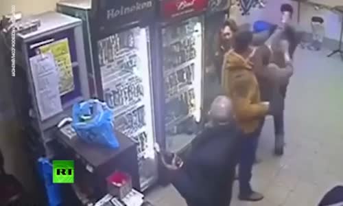 Rusyada Bir Markette Absürt Kavgalar Silsilesi