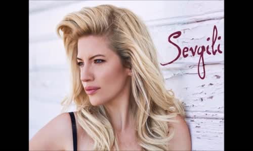 Müge Zümrütbel - Sessiz Yara