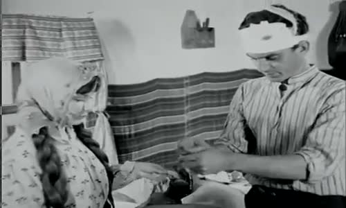 Bir Millet Uyanıyor  Düşman Köye Girdi