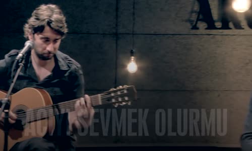 Mehmet Erdem - Acıyı Sevmek Olur Mu  (Akustik)
