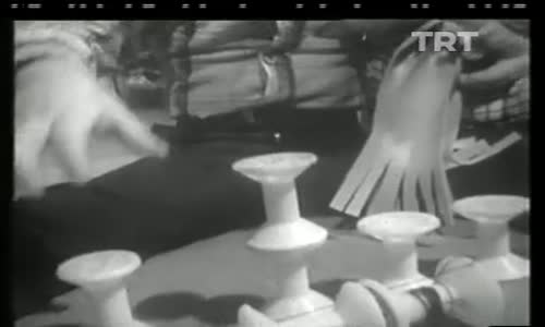 Oynamak İstiyorum 1.Bölüm İzle