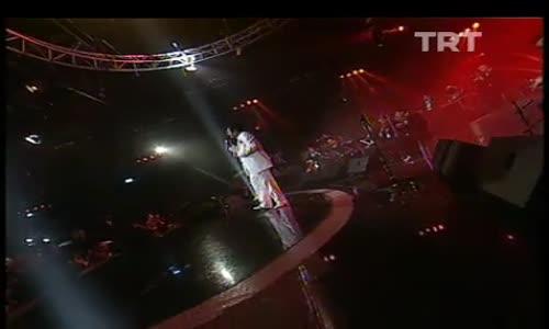 Müslüm Gürses - Bu Şehirde Yaşanmaz