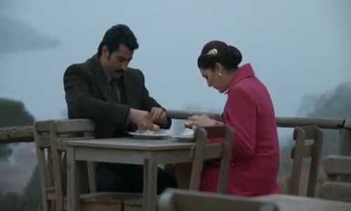 Karadayı 22.Bölüm Feride Mahir Çay Bahçesi Sahnesi
