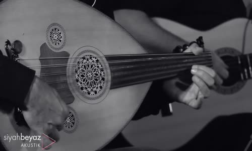 Reşit Gözdamla - Yağmur (SiyahBeyaz Akustik)