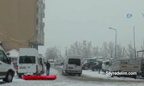 Tunceli ve Bingöl’de Hayat Durma Noktasına Geldi
