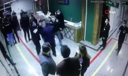 Sağlık çalışanlarına saldırı kameraya yansıdı 