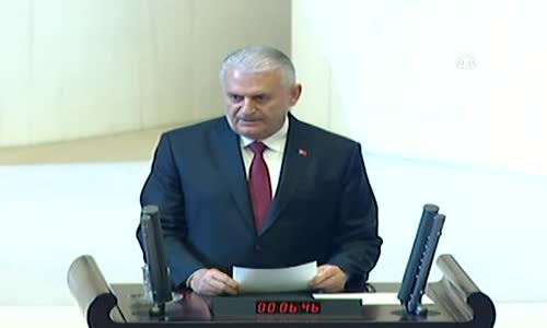 Binali Yıldırım Milletvekillerini Kahkahaya Boğdu