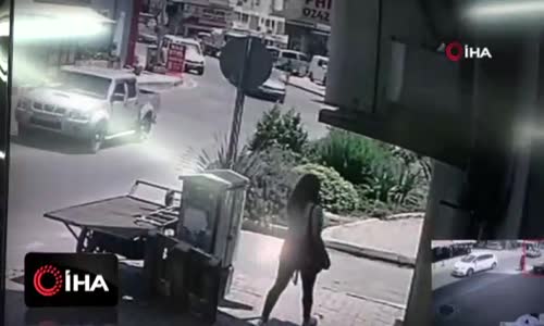 Kahraman polisin saldırganı etkisiz hale getirmesi kameralara yansıdı 