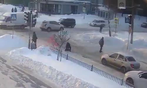 Hava Soğuk , Araba Da Çarparsa