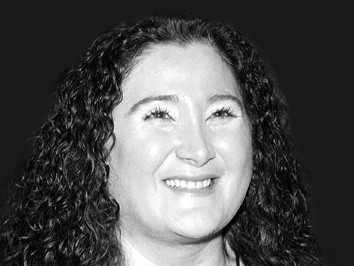 SABAHAT AKKİRAZ KÖK VE DAL