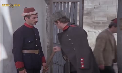 Şekerpare -  Önüne Çıkanı Nezarete Atmış