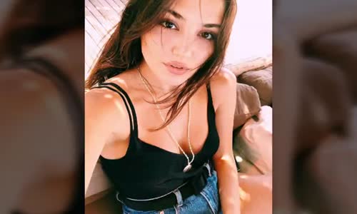Hande Erçel Tatil'den Yeni Fotoğraflarını Paylaştı