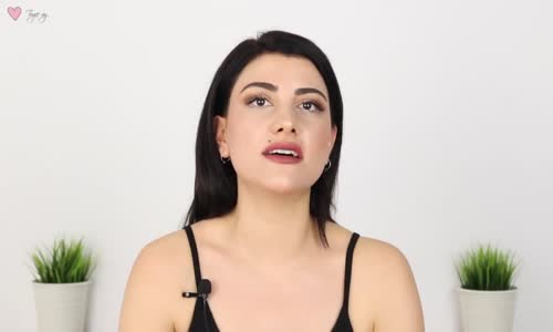 Tuğçe Ay Sadece 2 Dakika Pürüzsüz Lazerli Gibi Batıksız Bacaklar