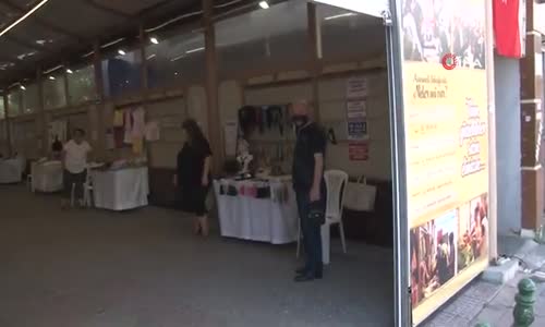 İşitme Engelliler İçin Özel Maske Tasarladı