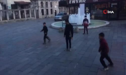 Eyüpsultan Meydanı’nda pitbull dehşeti 