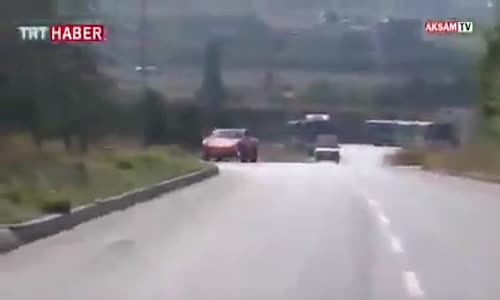 4 yıl önce Hacettepe'de ürettiği ve yarım saat şarj ile 300 km gidebilen elektrikli yerli otomobil