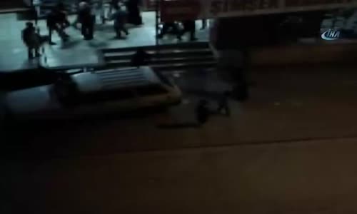 Satır Ve Bıçakların Havada Uçuştuğu Kavga Anbean Görüntülendi