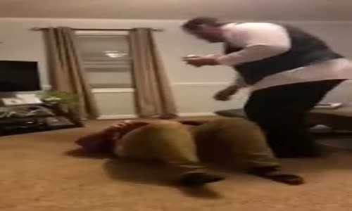 Bünyesi Dansı Kaldırmayan Şişman