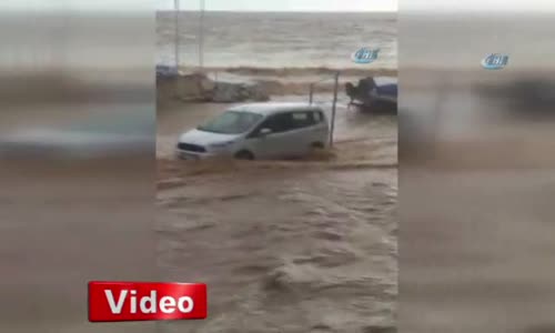 Silifke'de Yağışlar Taşkına Neden Oldu